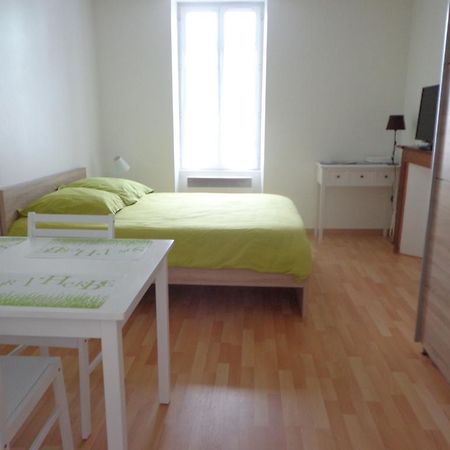 Appartement D'Hotes Guéret Δωμάτιο φωτογραφία